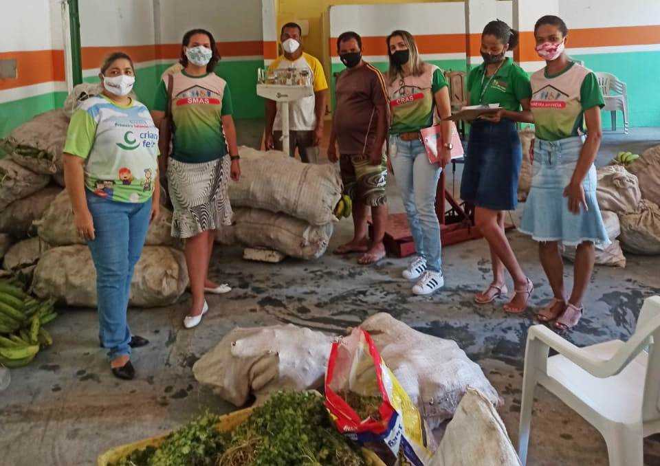 Camacã: Famílias carentes da Portelinha I e do Bairro Joana Angélica são beneficiadas com o Programa de Aquisição de Alimentos